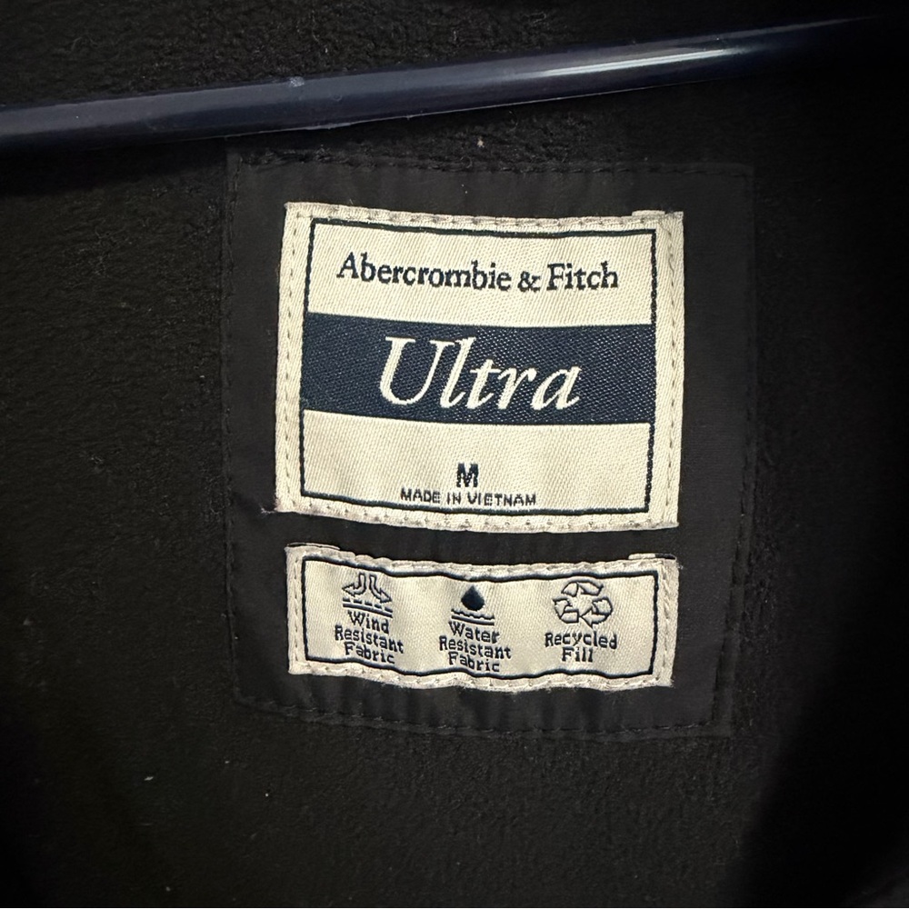 Abercrombie and Fitch Ultra Long Puffer Coat - Picture 8 of 9